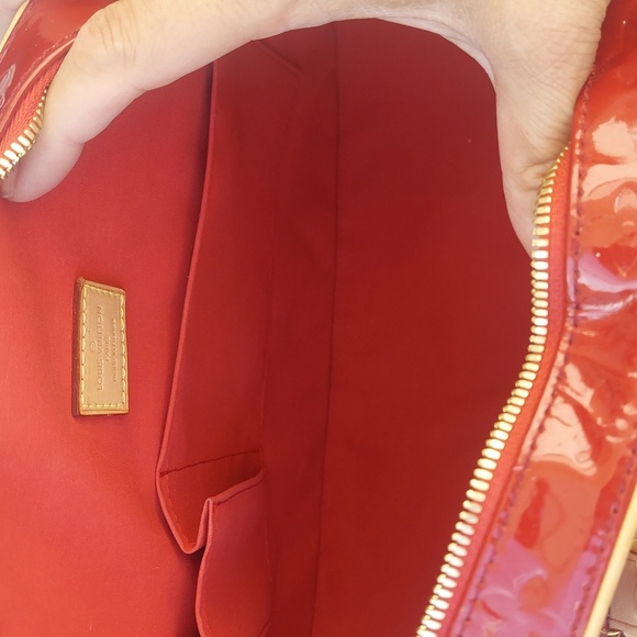 LOUIS VUITTON Summit Drive Bag & Wallet Set - Picture 6 of 16